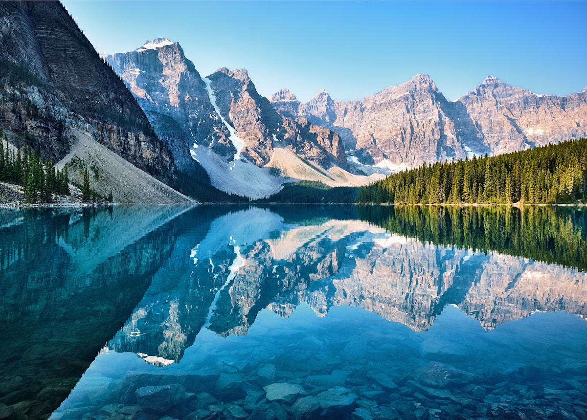Montana car insurance requirements open highway through Montana Big Sky landscape and mountains
